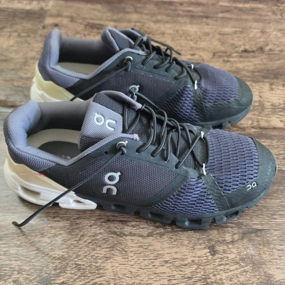 ON Cloudrock Waterproof Hiking Boots Mens 12.5 Black Eclipse Trail Shoes